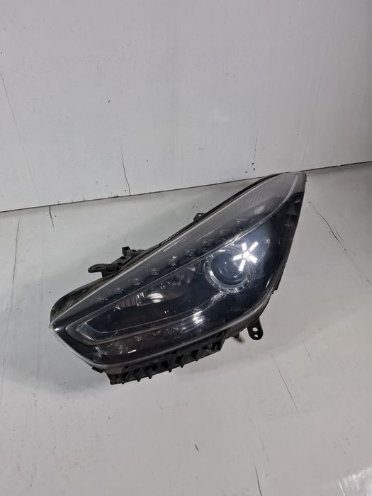 LAMPA lewa Przód Przednia Hyundai LIFT XENON LED EU Wlkp