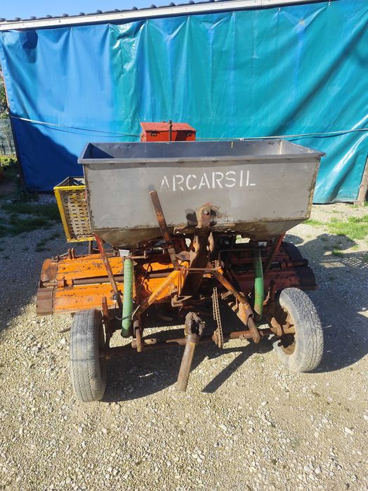 Plantador de Batata 2 Linhas c/ Fresa Galucho