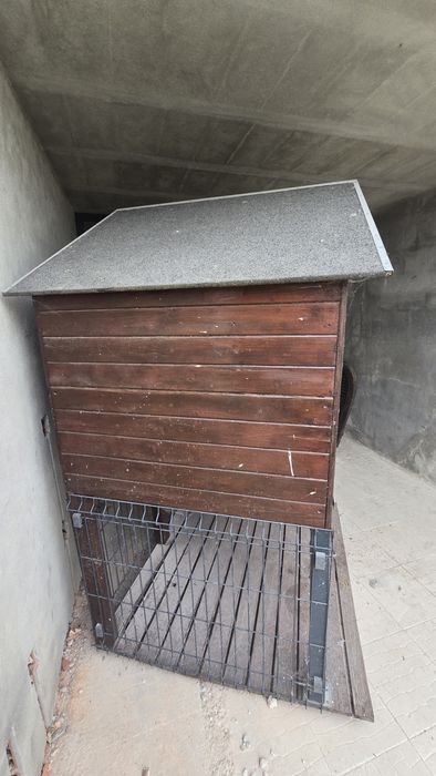 Viveiro grande para pássaros com rodas e gavetas de limpeza
