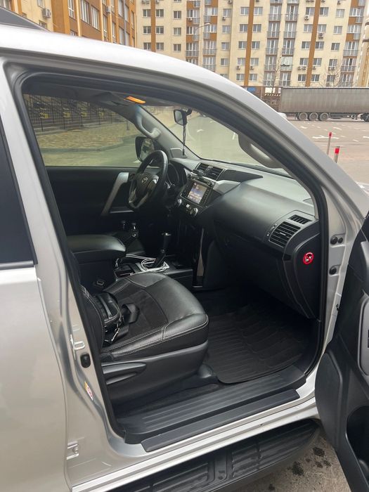 Toyota Land Cruiser Prado 150