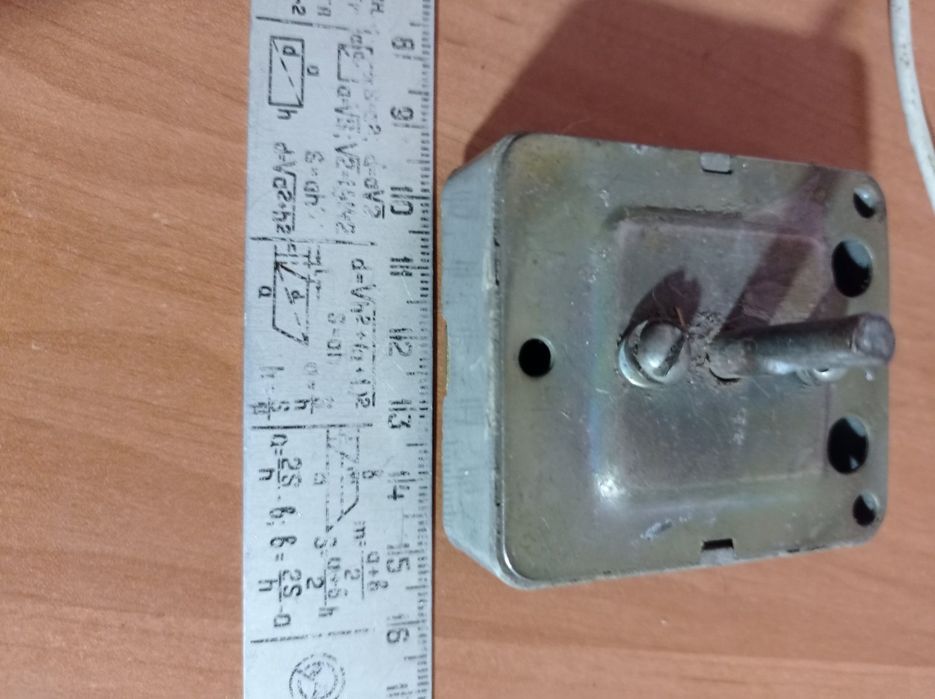 Перемикач ПМ-4. Переключатель.