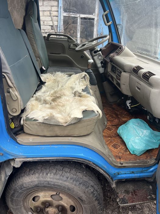 Продам машину все вопросы по телефону