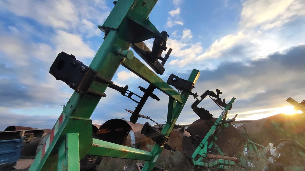 Агрегат для внесеня безводного аміаку Нітромайстер 9-45