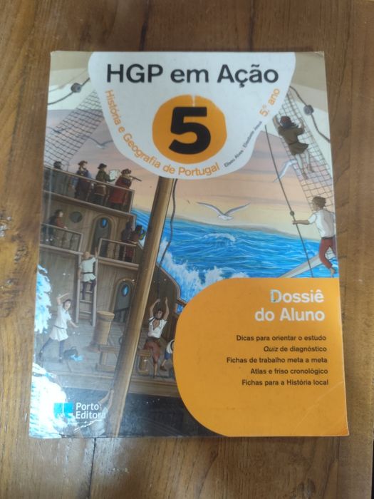 Manuais e cadernos de atividades do 5°ano
