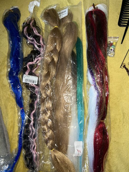 Канекалон+ в подарунок гребінці та кілечки для зачісок