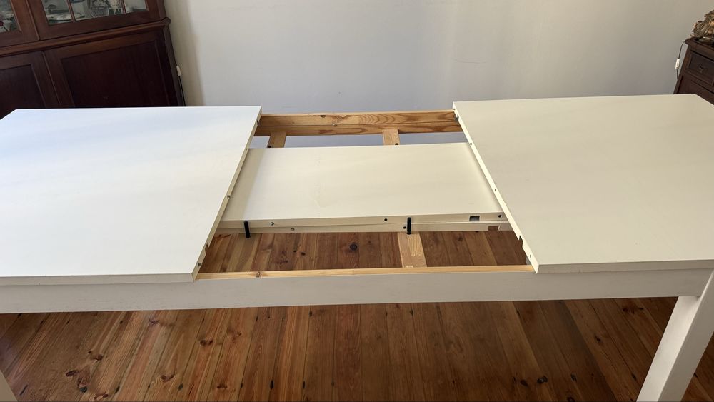 Mesa IKEA e/ou 6 Cadeiras Madeira