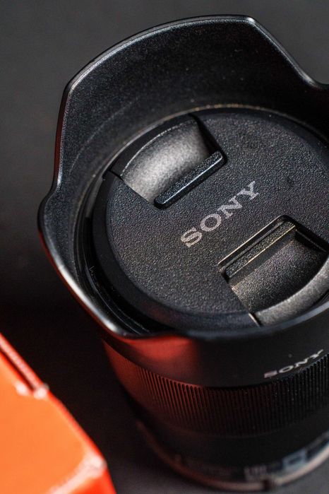 Lente Sony FE 35mm f 1.8 Full Frame SEL35f18F