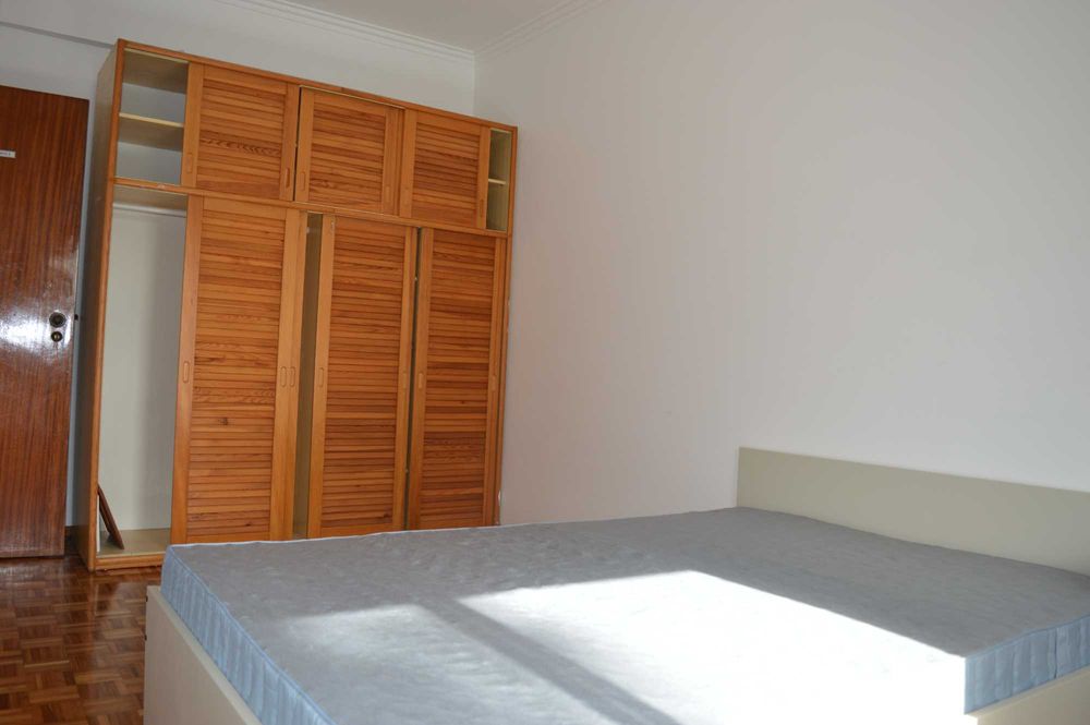 Arrendamento - Quartos de Casal