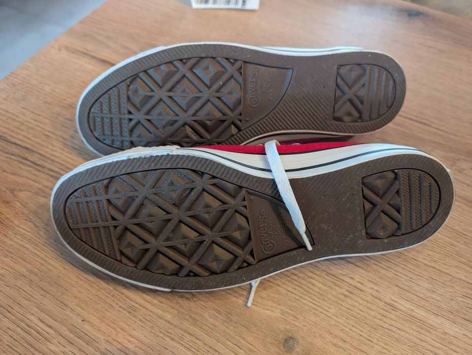 Buty trampki Converse. Wysyłka olx odbiór osobisty