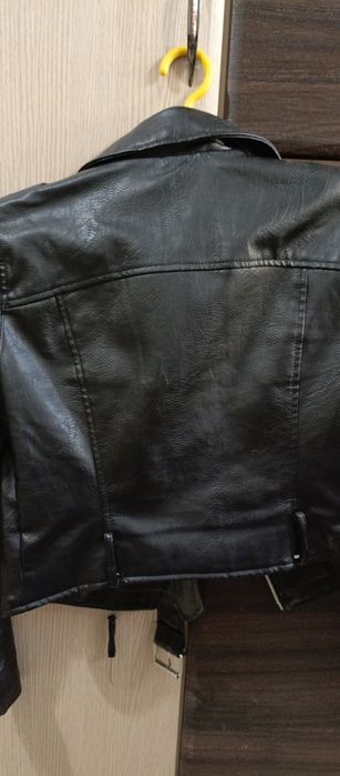 Куртка-косуха в ідеальному стані (р. S 36)