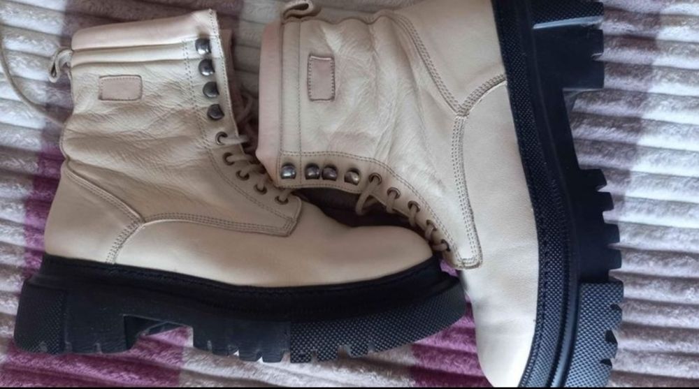 Ботинки  кожанные димисизонные,