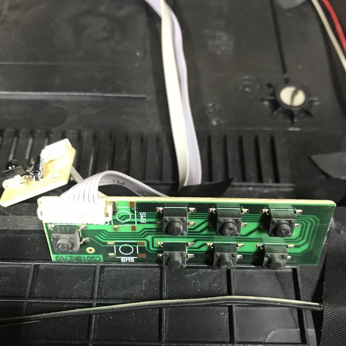 Комплект підсвітка + плата + пульт для телевізора Romsat 32