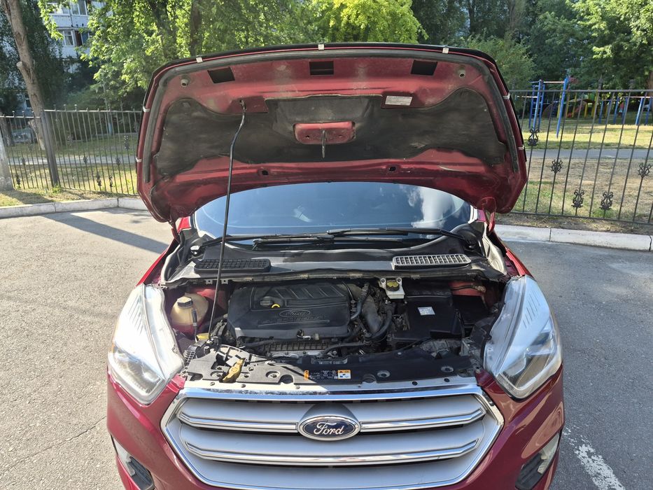 Продам Ford Escape-Kuga