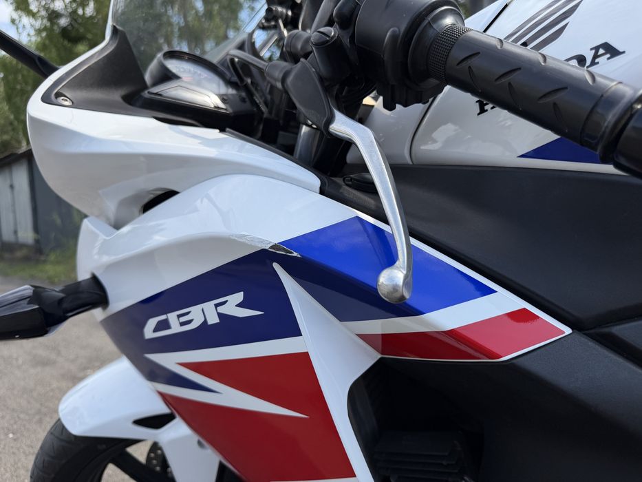 Honda CBR 125 R JC50 2014