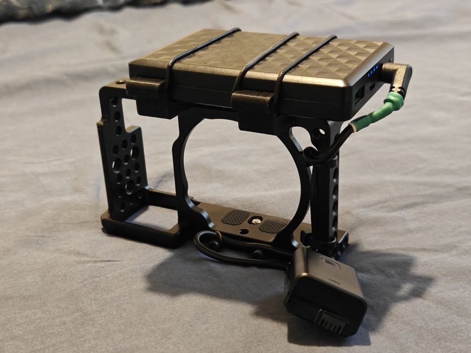 Klatka rig Sony a6000 a6300 z dummy bartery