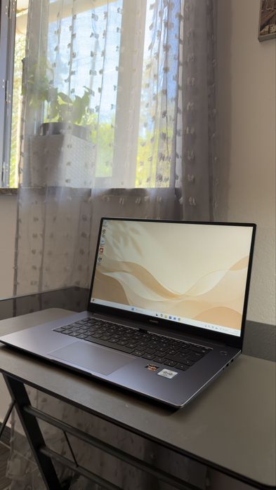 Huawei MateBook D15 Ryzen 7 | 8GB RAM | 512GB SSD | Muito Bom Estado