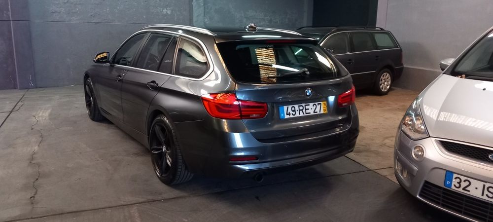 BMW 318D Touring Auto Nacional