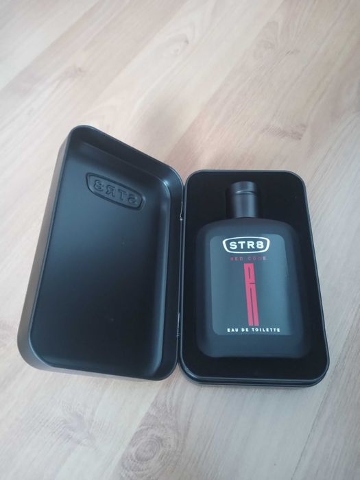 Woda toaletowa STR8 Red Code 100ml (nowa)