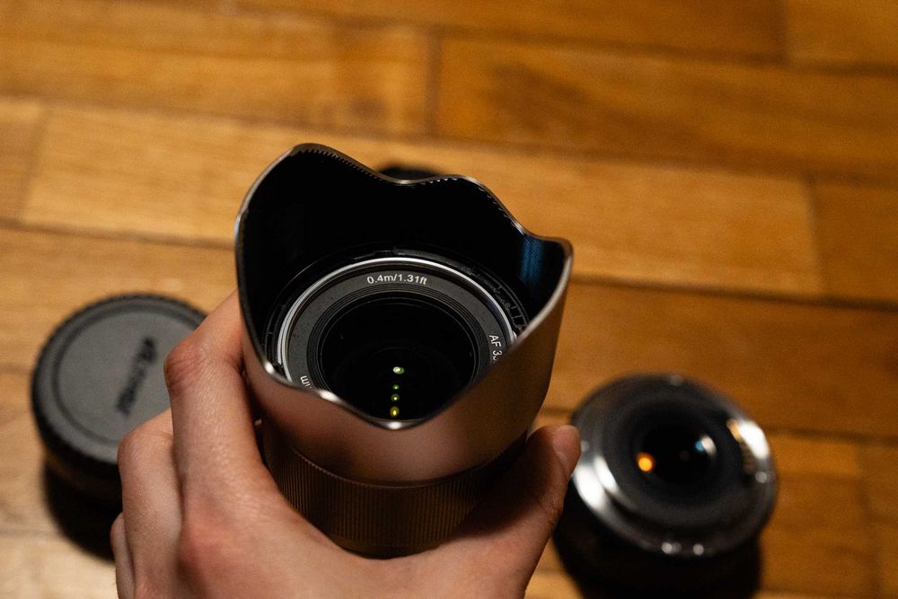 Kit Canon M50 + 2 lentes prime + tripé + cage + bateria extra original