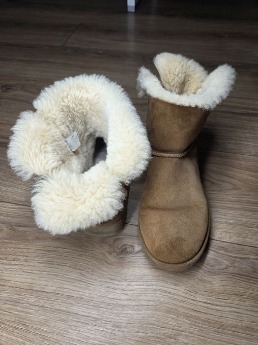 Śniegowce UGG Arielle Classic