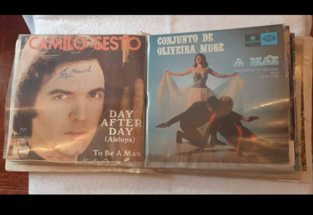 Discos Vinil pequenos Mala tenho mais