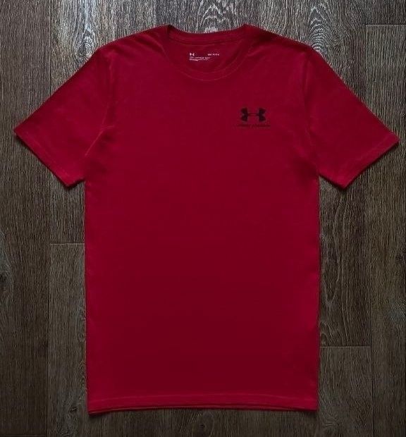 Красная мужская спортивная футболка свитшот худи Under Armour размер S
