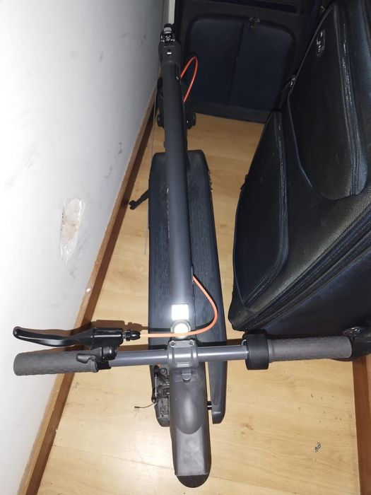 Trotinete eletrica navee