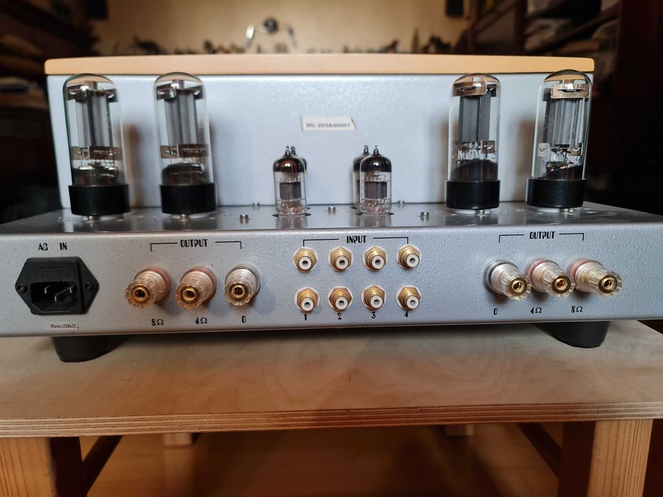 Wzmacniacz Opera Consonance Reference 6.6 KT 66, czarny. Alps RK40