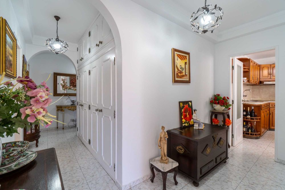 Apart T3 totalmente renovado 2 wc e marquise em Vila Real Sto. António