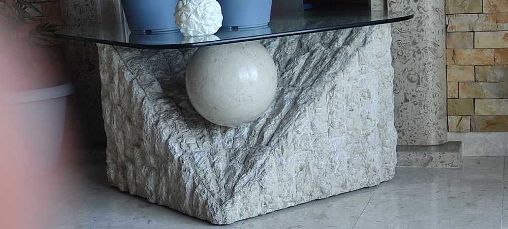 Mesa de centro pedra Mactan by Magnussen Ponte