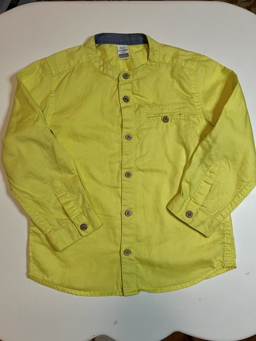 Віддам безкоштовно дитячий одяг