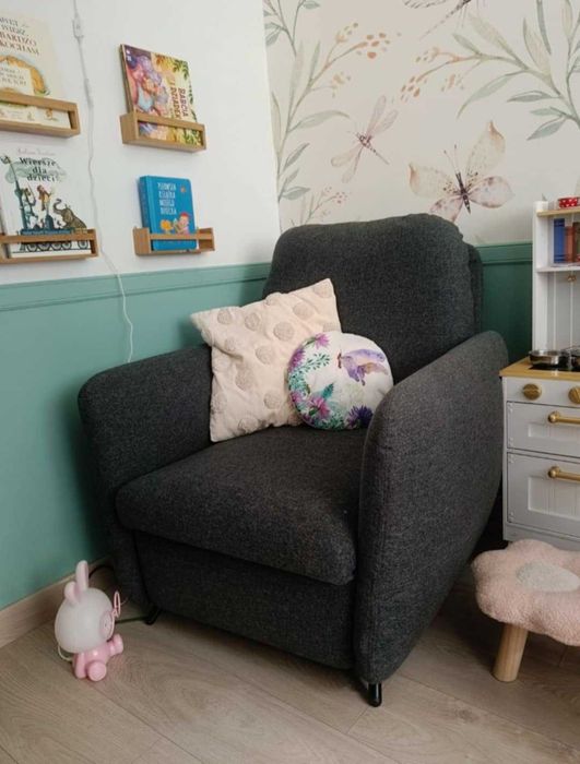 Fotel IKEA EKOLSUND – wygodny, w bardzo dobrym stanie