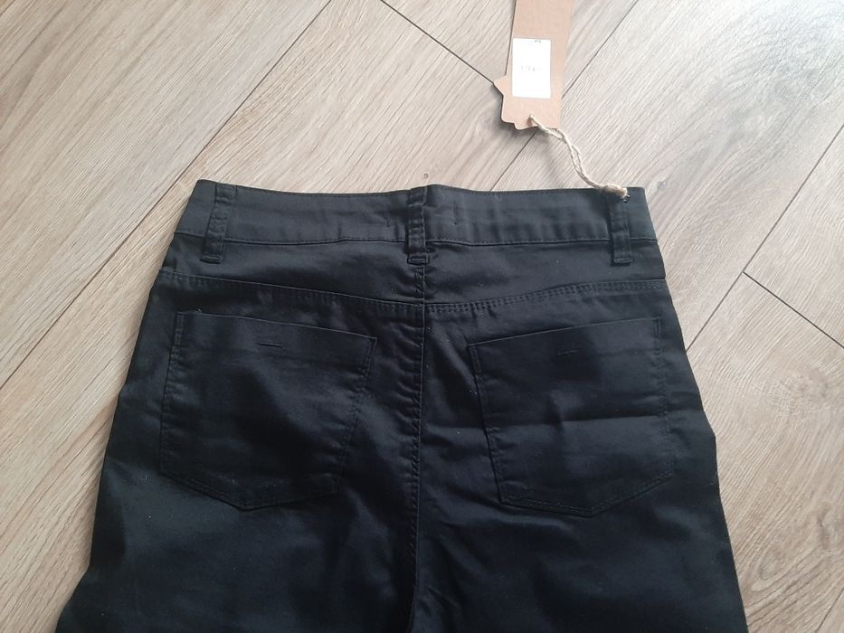 Klasyczne czarne spodnie Plus Size 42