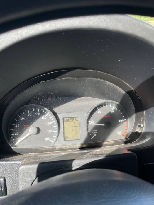 Mercedes benz sprinter дельфин