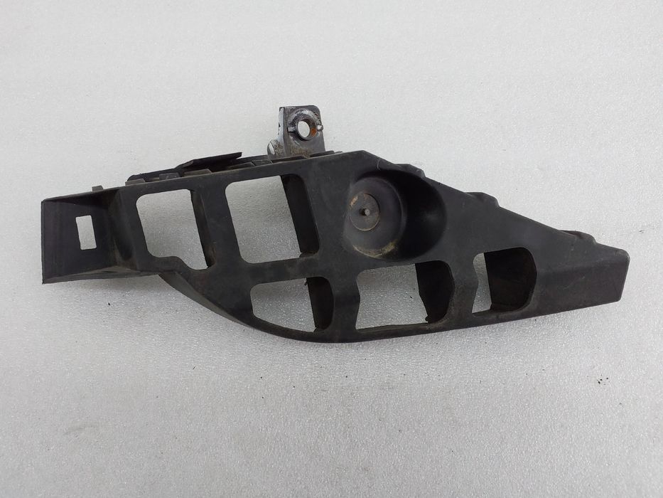 Guia de pára-choques trás esquerdo SEAT Leon (5F1)