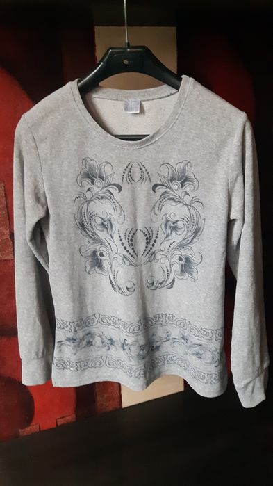 Кофточка  для  девочки, р - М.