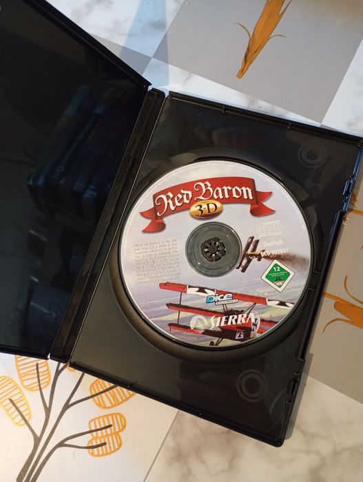 wydanie gry Red Baron 3-D na komputery PC.