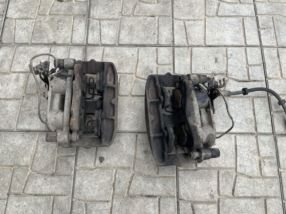 Супорта Audi S6 C5. Двухпоршневі. Під блини 320мм