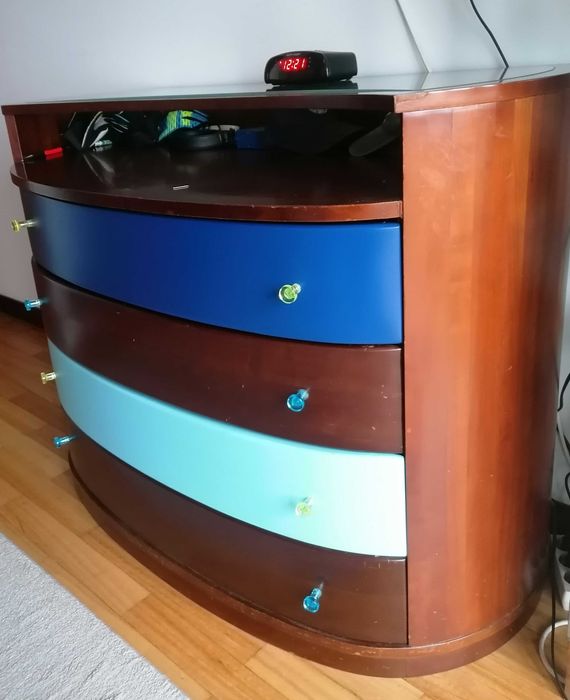 Quarto de Criança Completo com duas camas + Comoda.