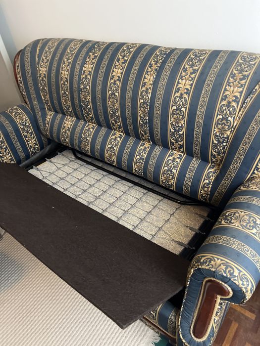 Conjunto de 3 sofás com cama