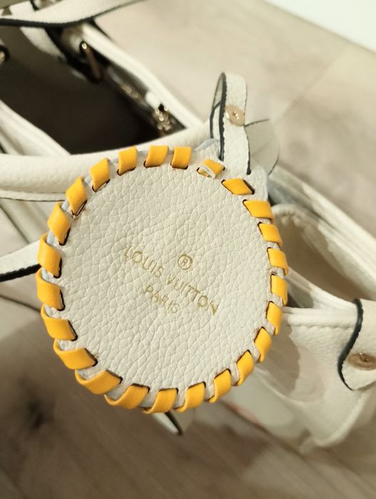 Jasna Beżowa torba lv