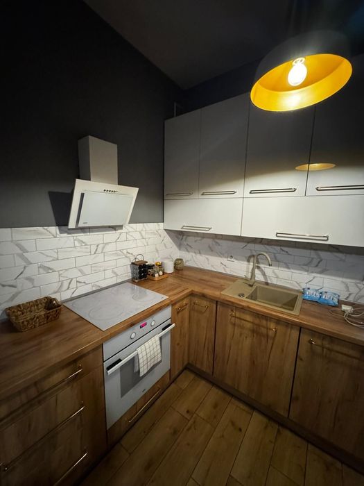 BEZCZYNSZOWE*2 pokoje*Parking GRATIS*Balkon*Winda*Batorego 71
