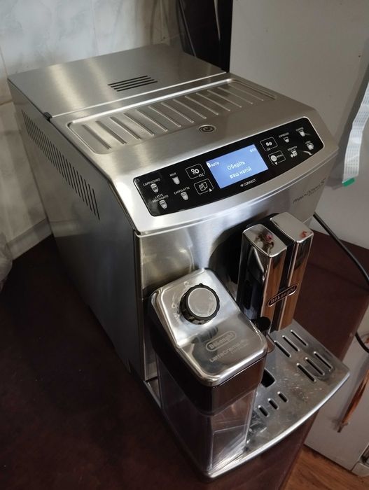 Кавомашина DeLonghi Primadonna s evo ecam 510.55