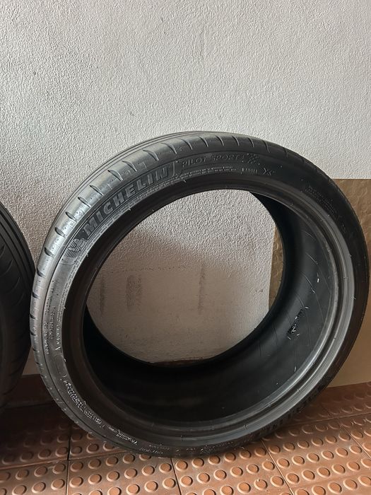 Peneus michelin pilot sport4