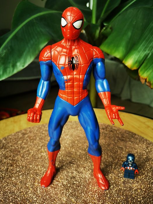 SPIDERMAN duza figurka 25cm Hasbro
