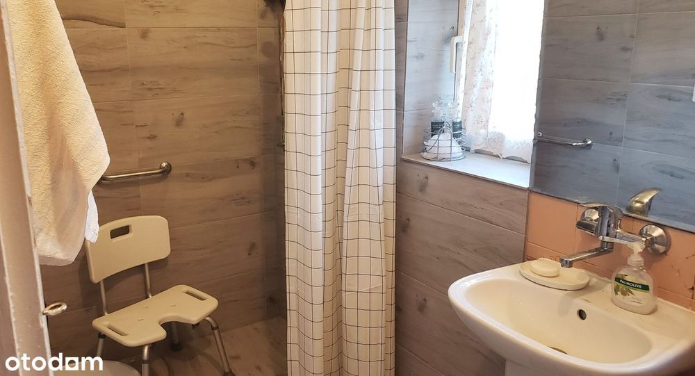 Nałęczów, dom przy parku uzdrowiskowym-świetna lokalizacja.