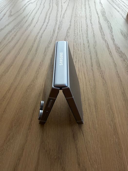 Samsung Z Flip6 używany