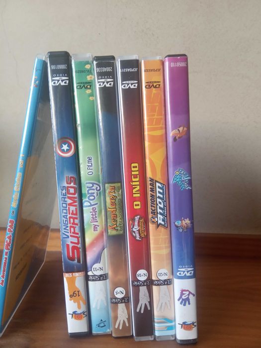 Conjunto de 130 DVDs. Preço mínimo -  conjunto.
