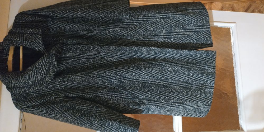 Sprzedam płaszcz zimowy rozm. 50