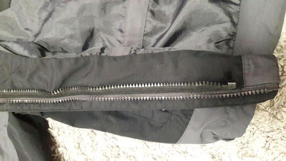 Куртка ветровка на 3-5 лет демисезонная